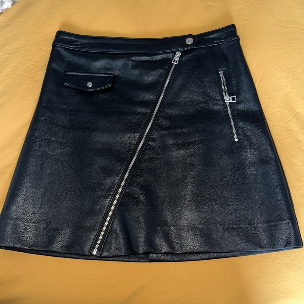 H&M black Vegan leather skirt, size 4